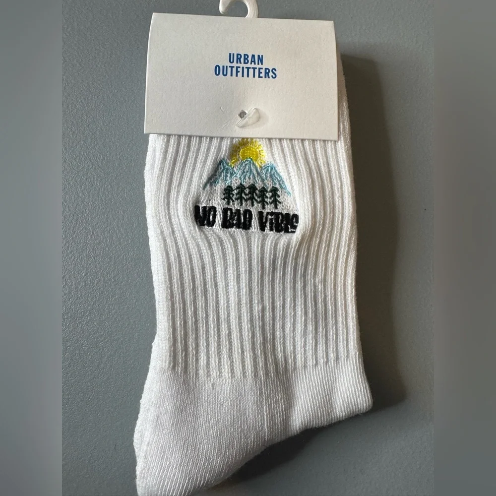 Urban Outfitters White Adventure Graphic crew Socks no bad vibes unisex
